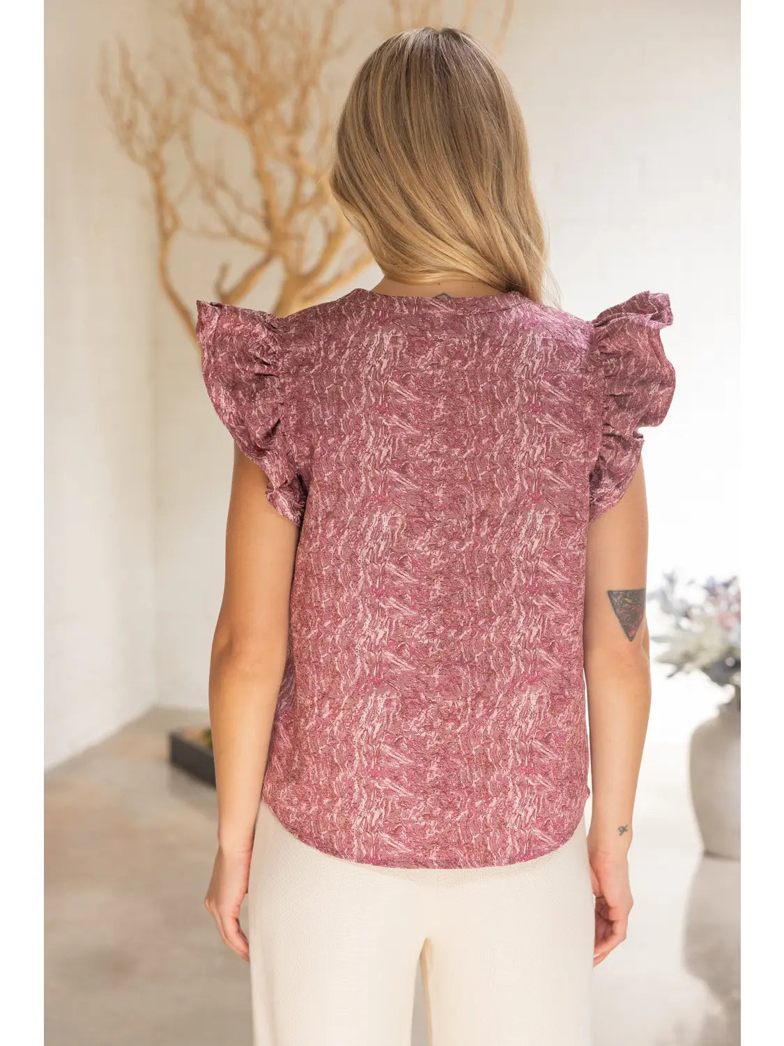 Ruffled Cap Sleeve Jacquard Top
