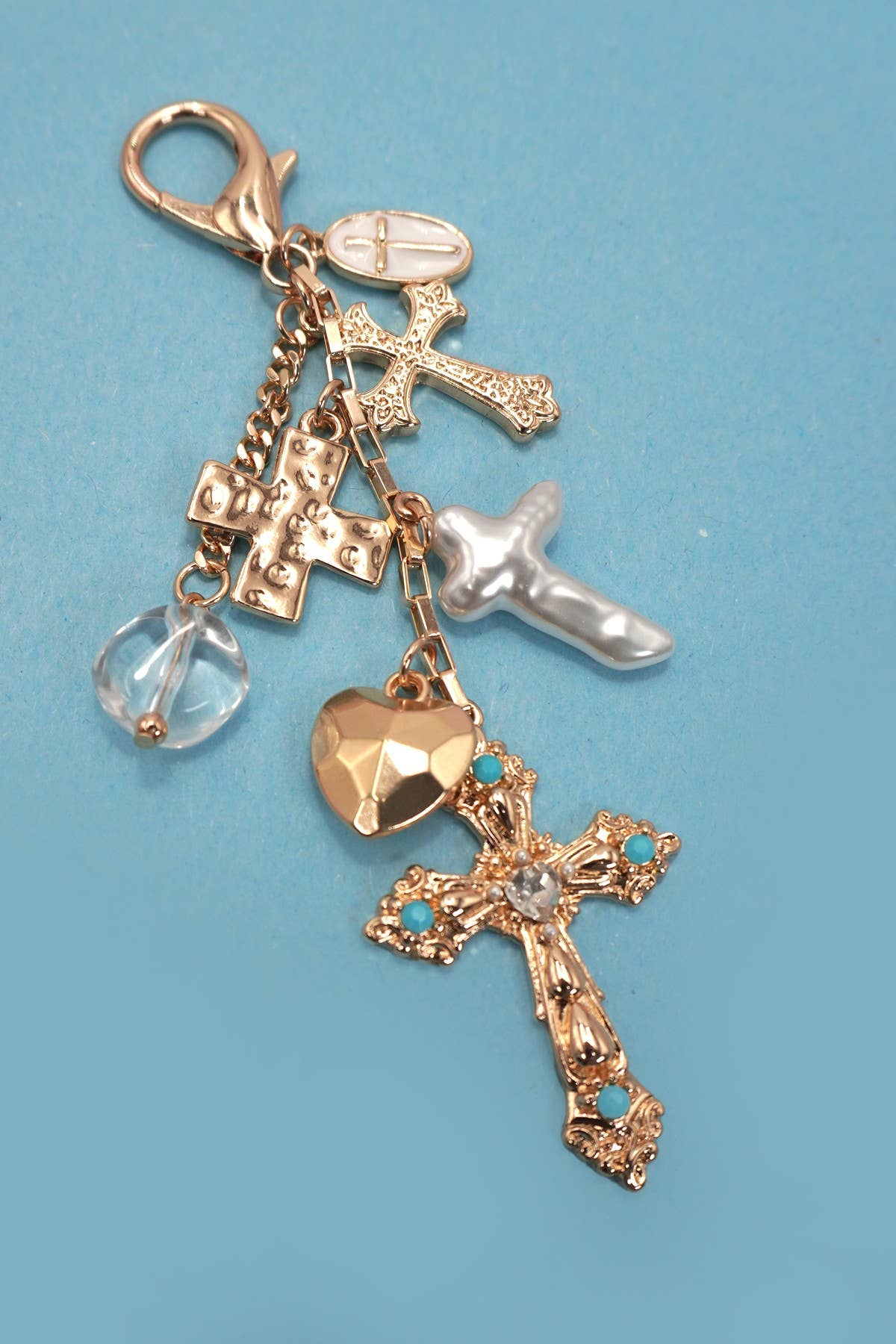 BAG CHARM- WESTERN HEART PEARLIZED CROSS |