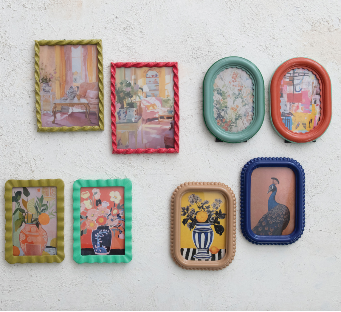 Twisted/Bobbin/Ruffled Photo Frame, 8 Styles (Holds 4x6 & 5x7 Photos) (Hangs or Sits)