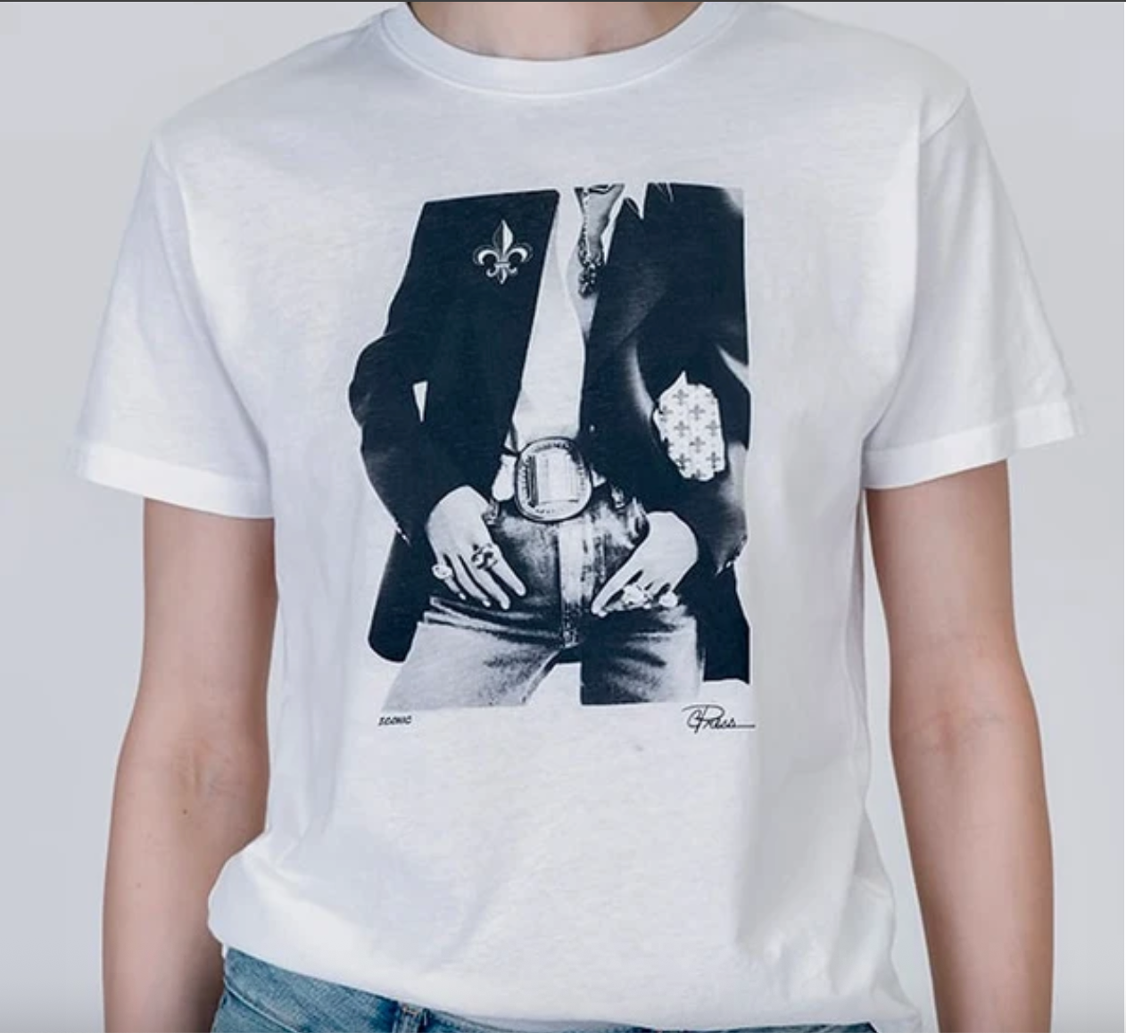 Iconic Mushie Tee | CPress Studio