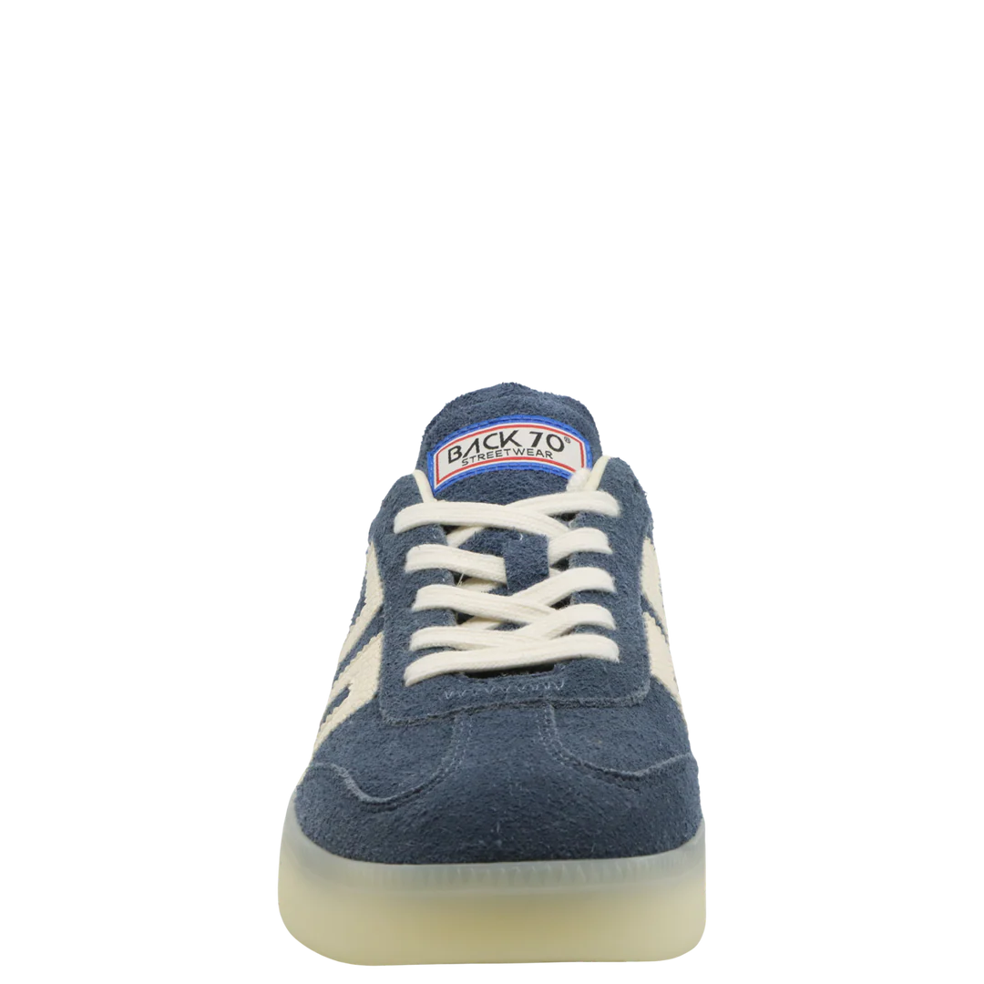 Back 70 Boston Blue Milk