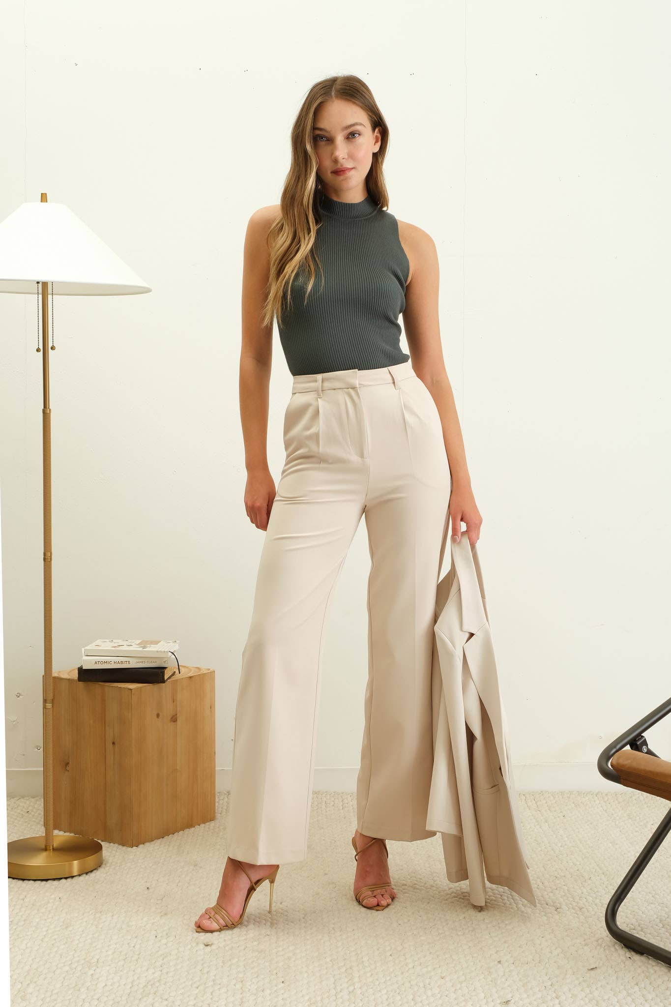 SLEEVELESS MOCK TOP DARK GREEN