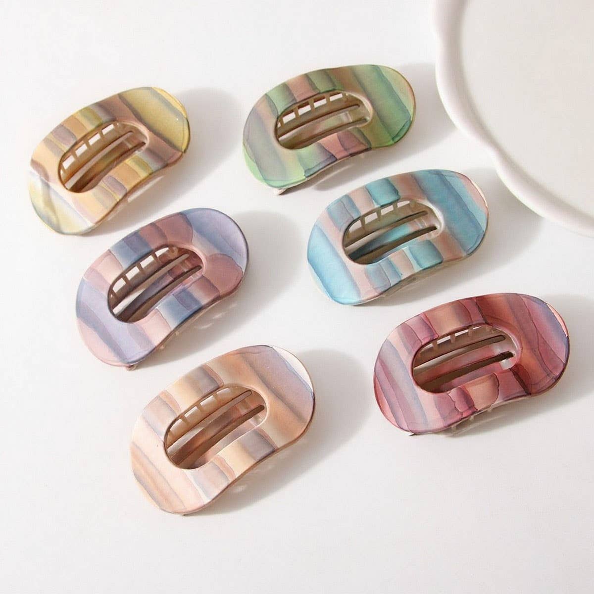 IRIDESCENT OVAL HAIR CLAW CLIP
