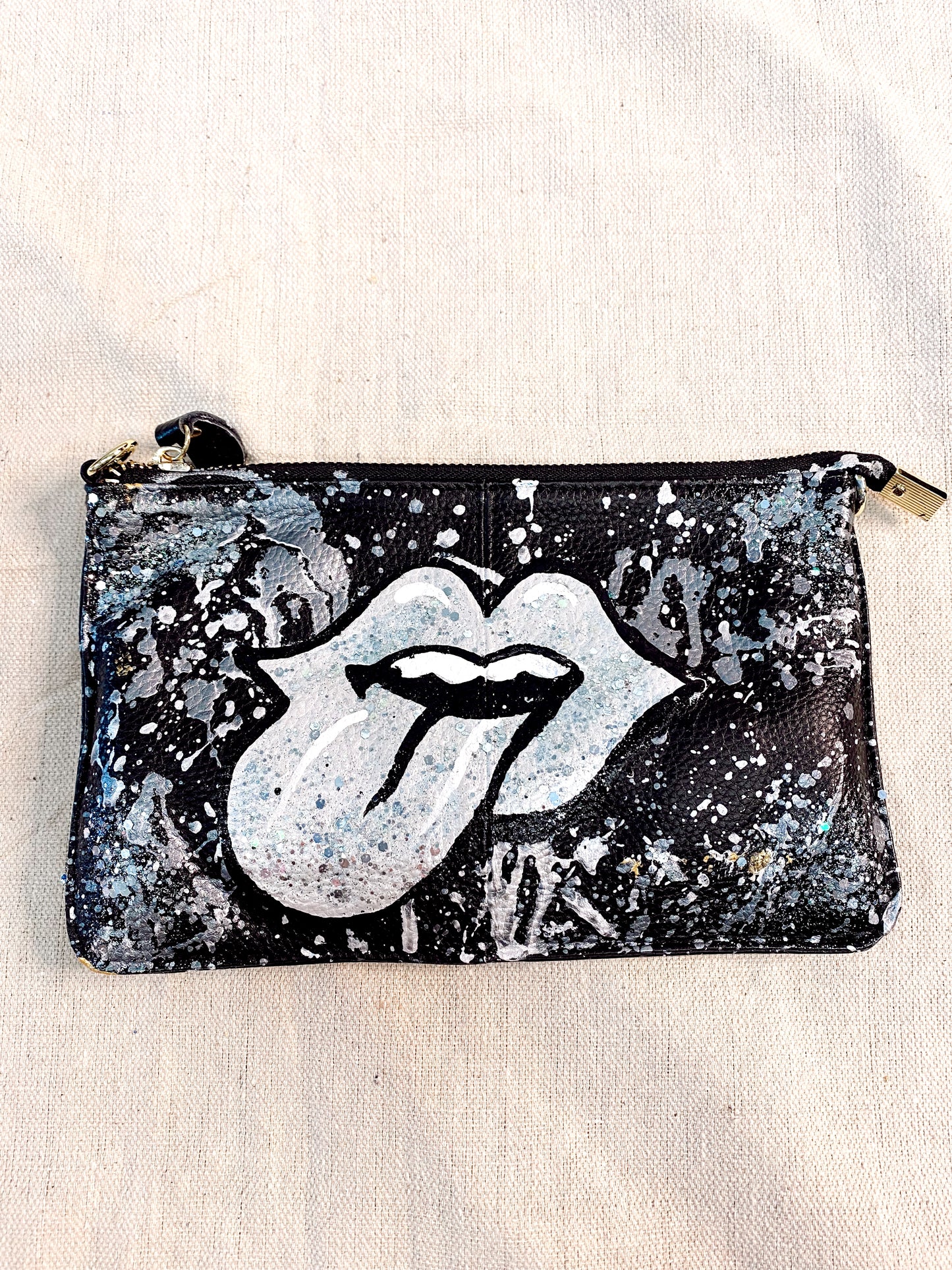 Black Metallic Tongue Wristlet