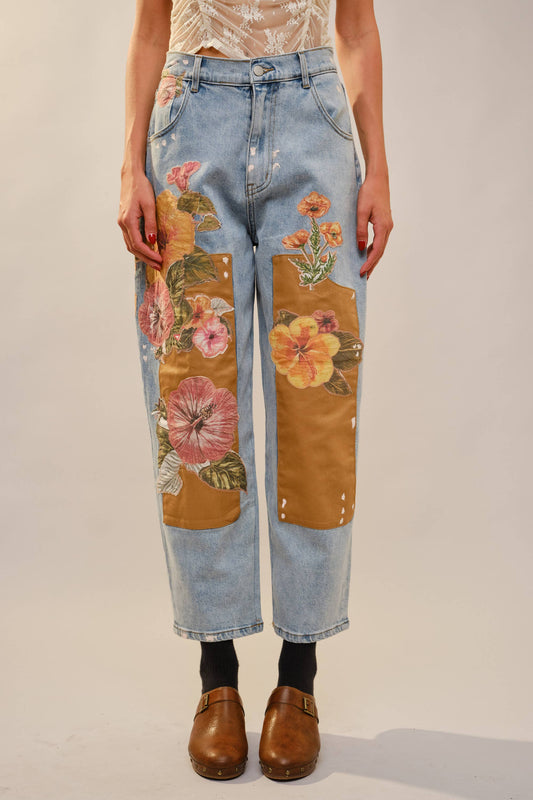 Flower Patch Barrel Leg Jean: LIGHT WASH
