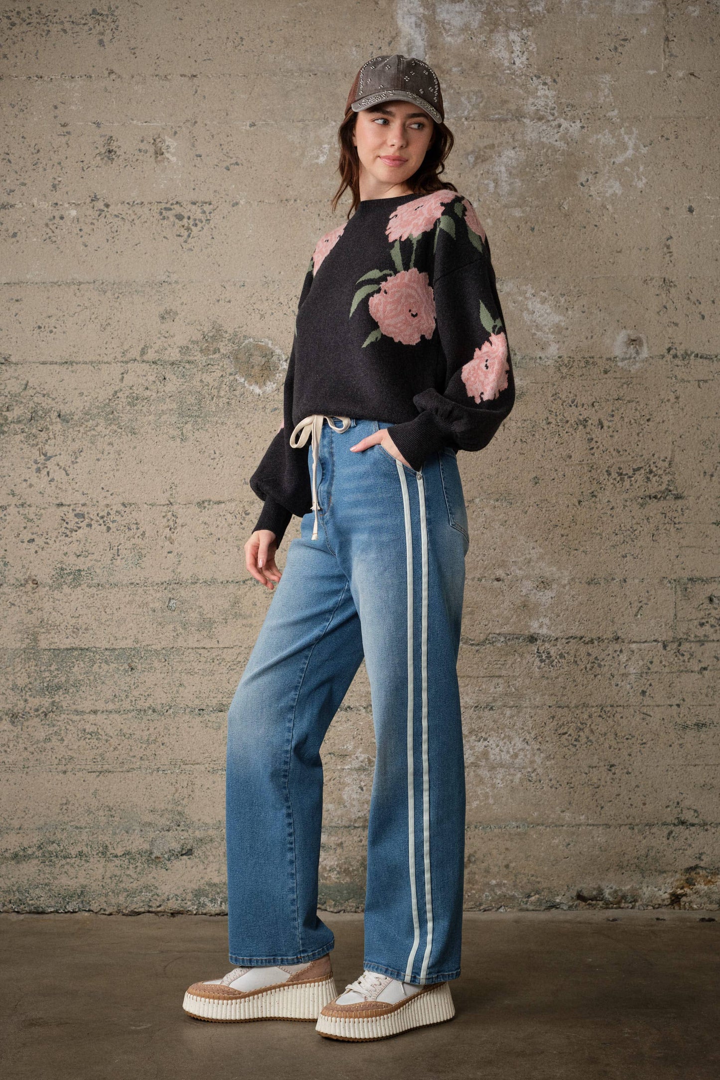 Side Stripe Straight Leg Jeans: MEDIUM WASH