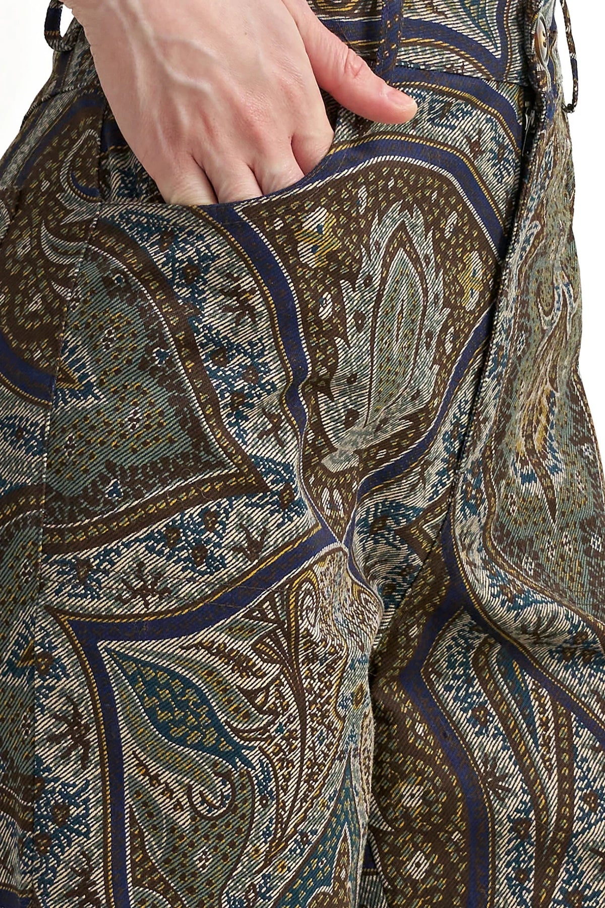 Farah Pant