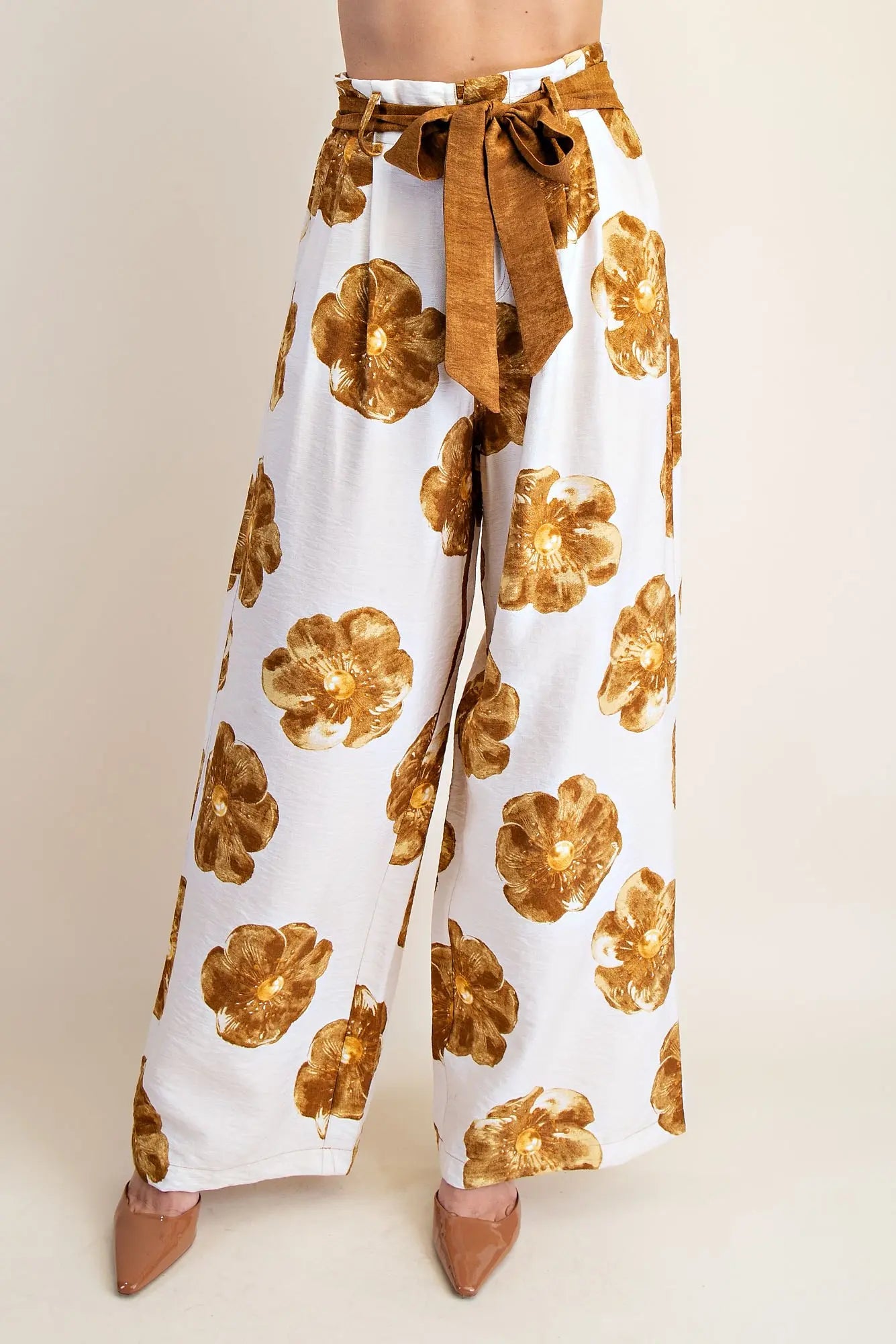 Floral Resort Wear  Taupe/Gold