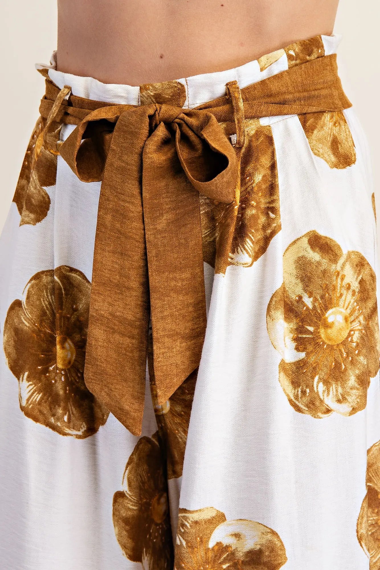 Floral Resort Wear  Taupe/Gold