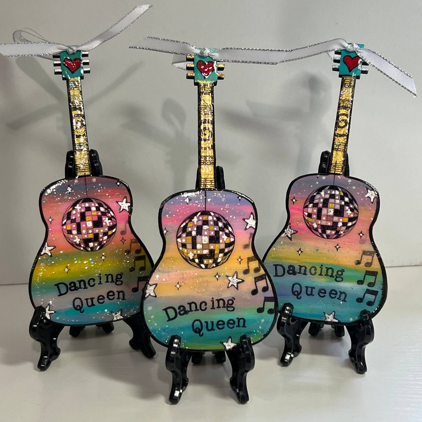 Guitar Ornament, Dancing Queen