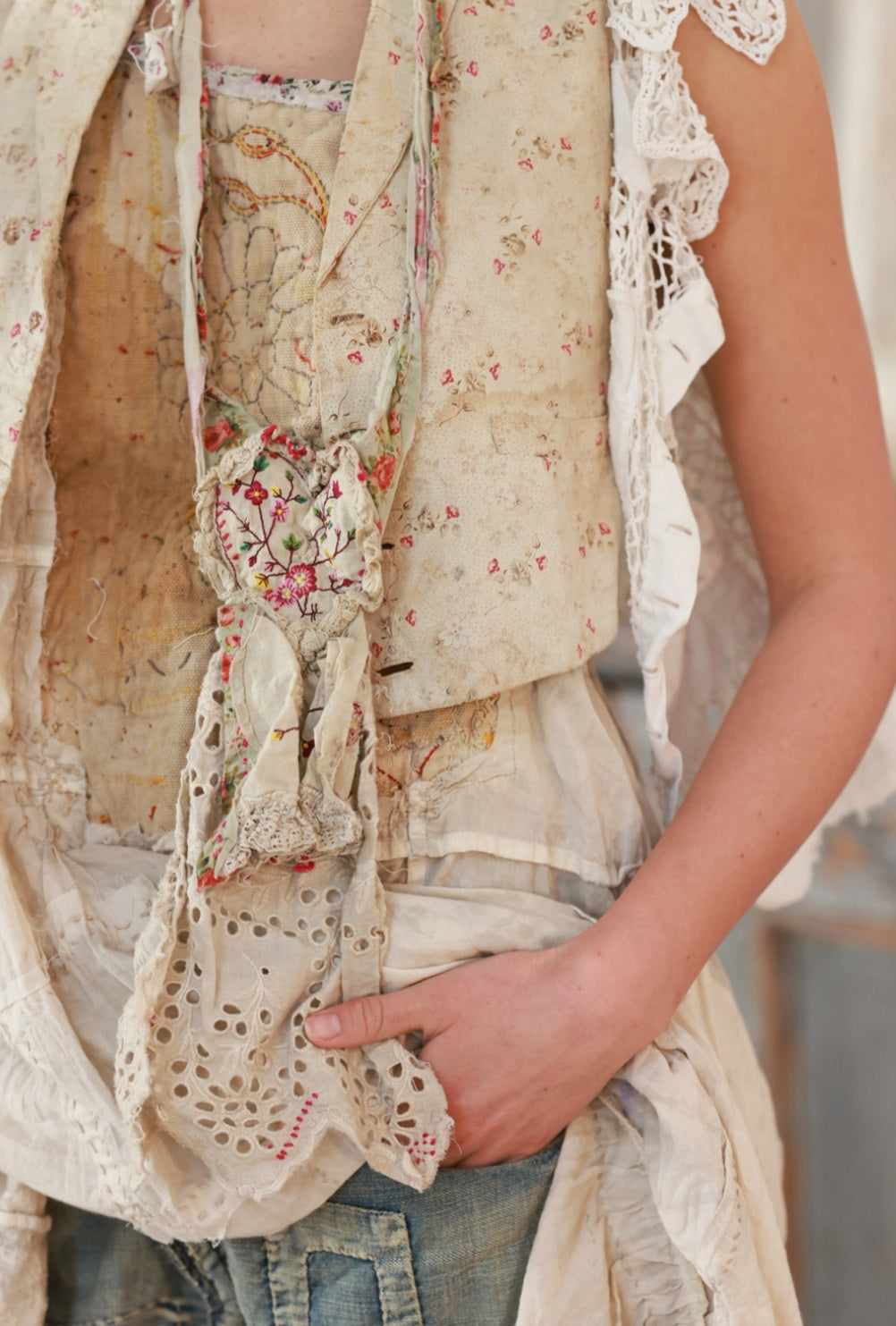 Magnolia Pearl Jabot 121 Le Coeur Jabot