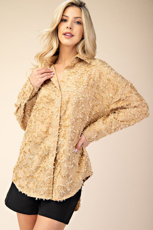 Textured Shirttail Hem Blouse