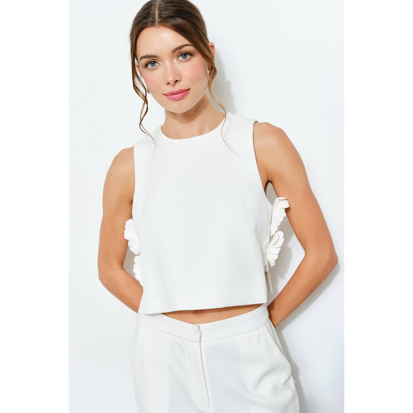 Floral Applique Sleeveless Top