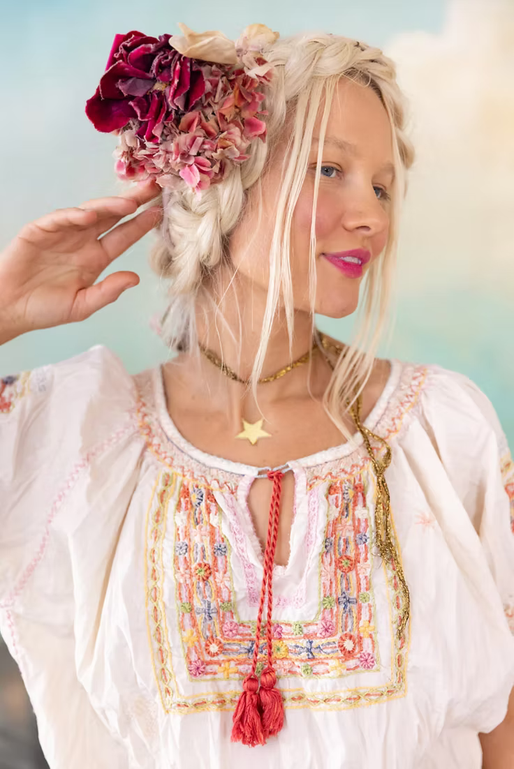 Magnolia Pearl Embroidered Chrissy Folk Blouse