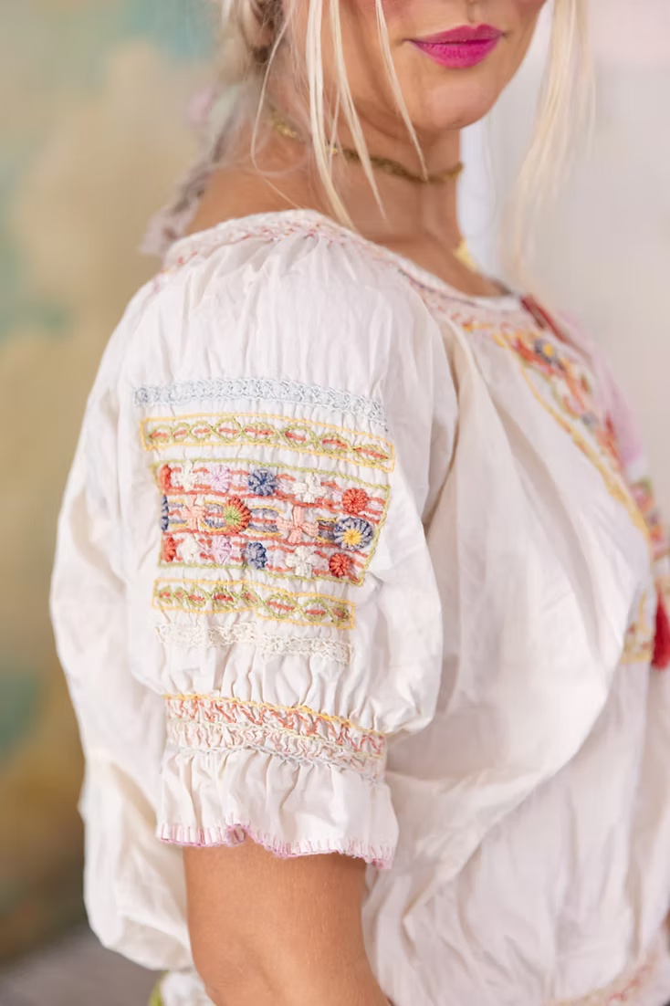 Magnolia Pearl Embroidered Chrissy Folk Blouse