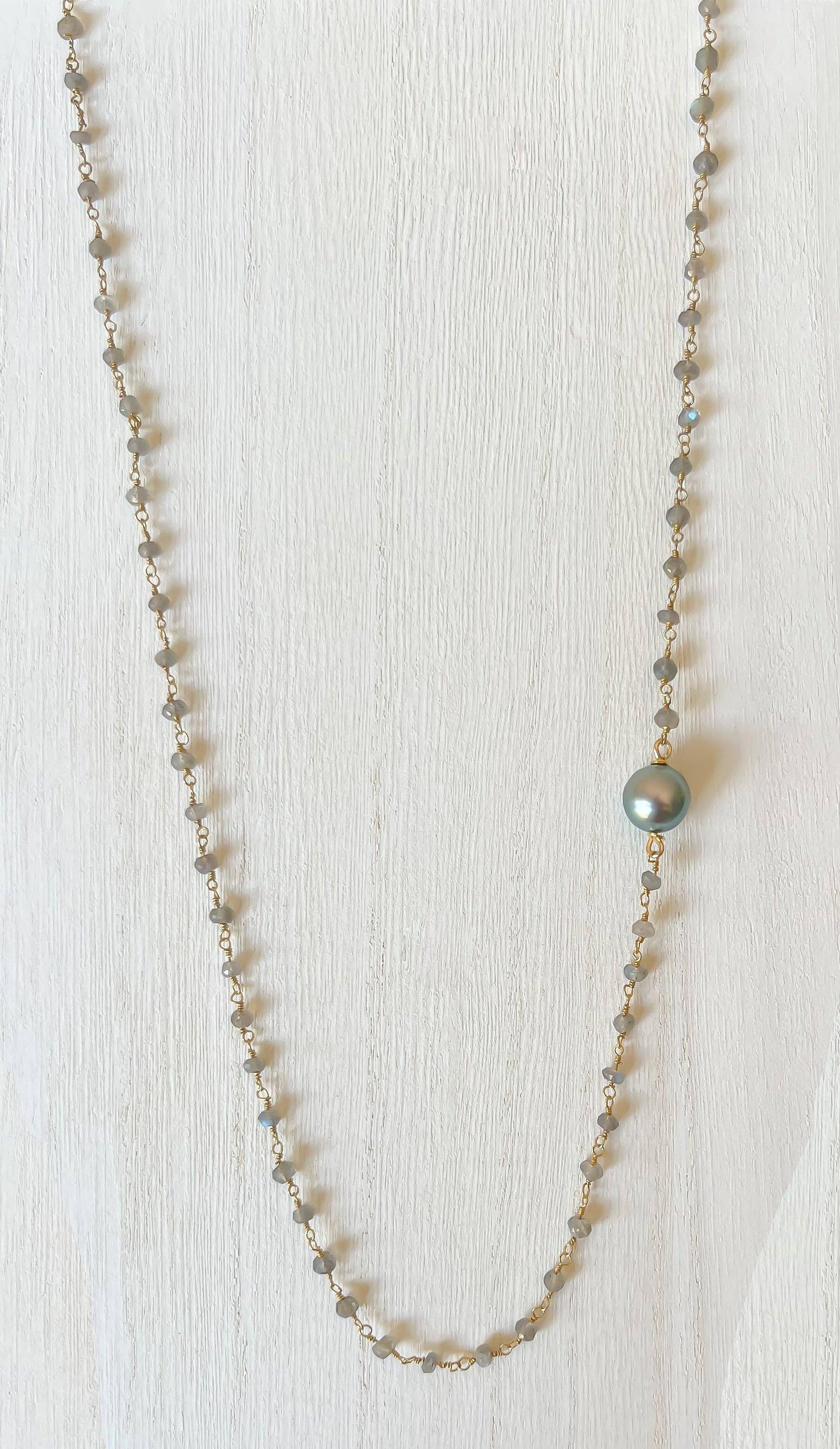 Labradorite & Freshwater Pearl Necklace: 32" / Silver / Float