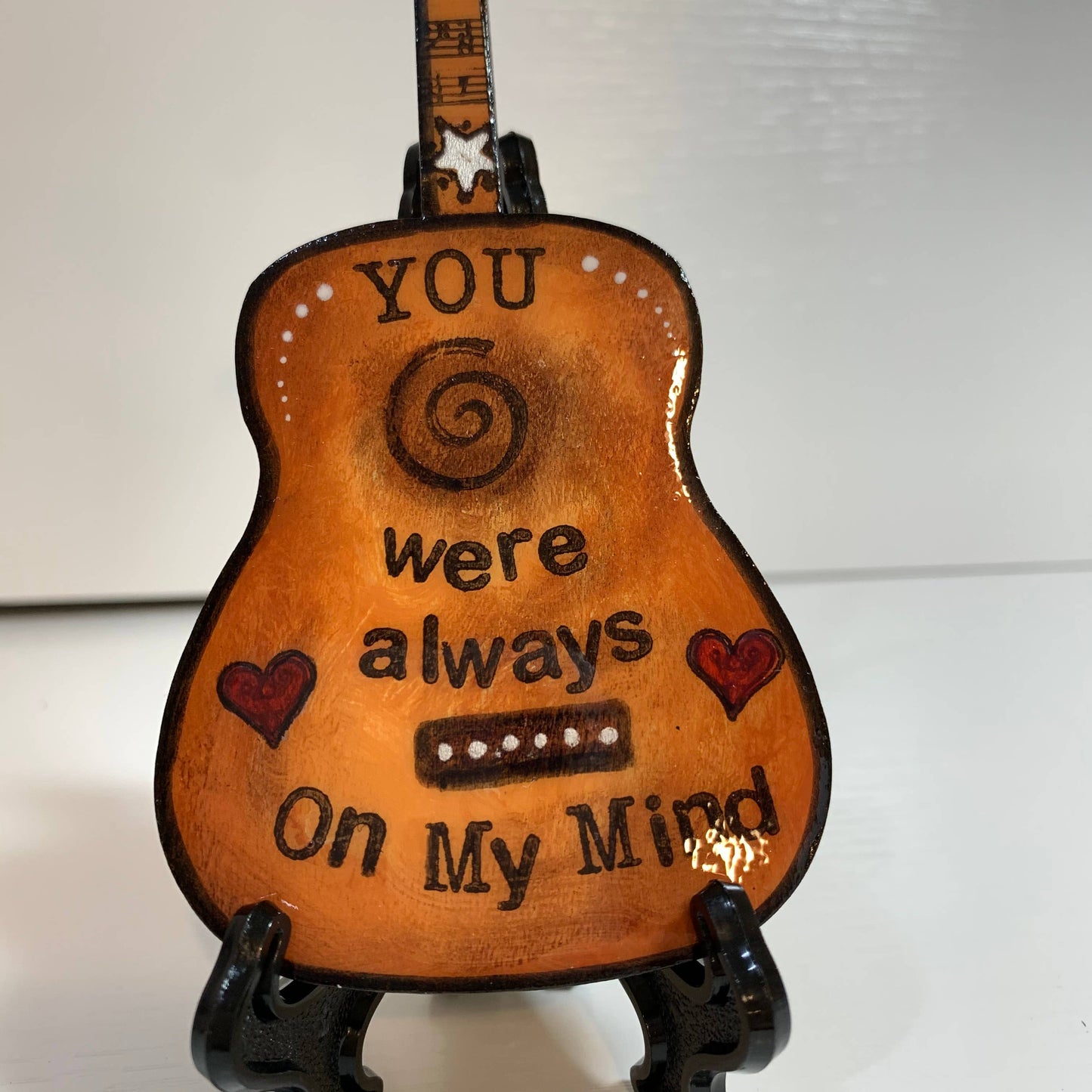 Willie Nelson guitar ornament