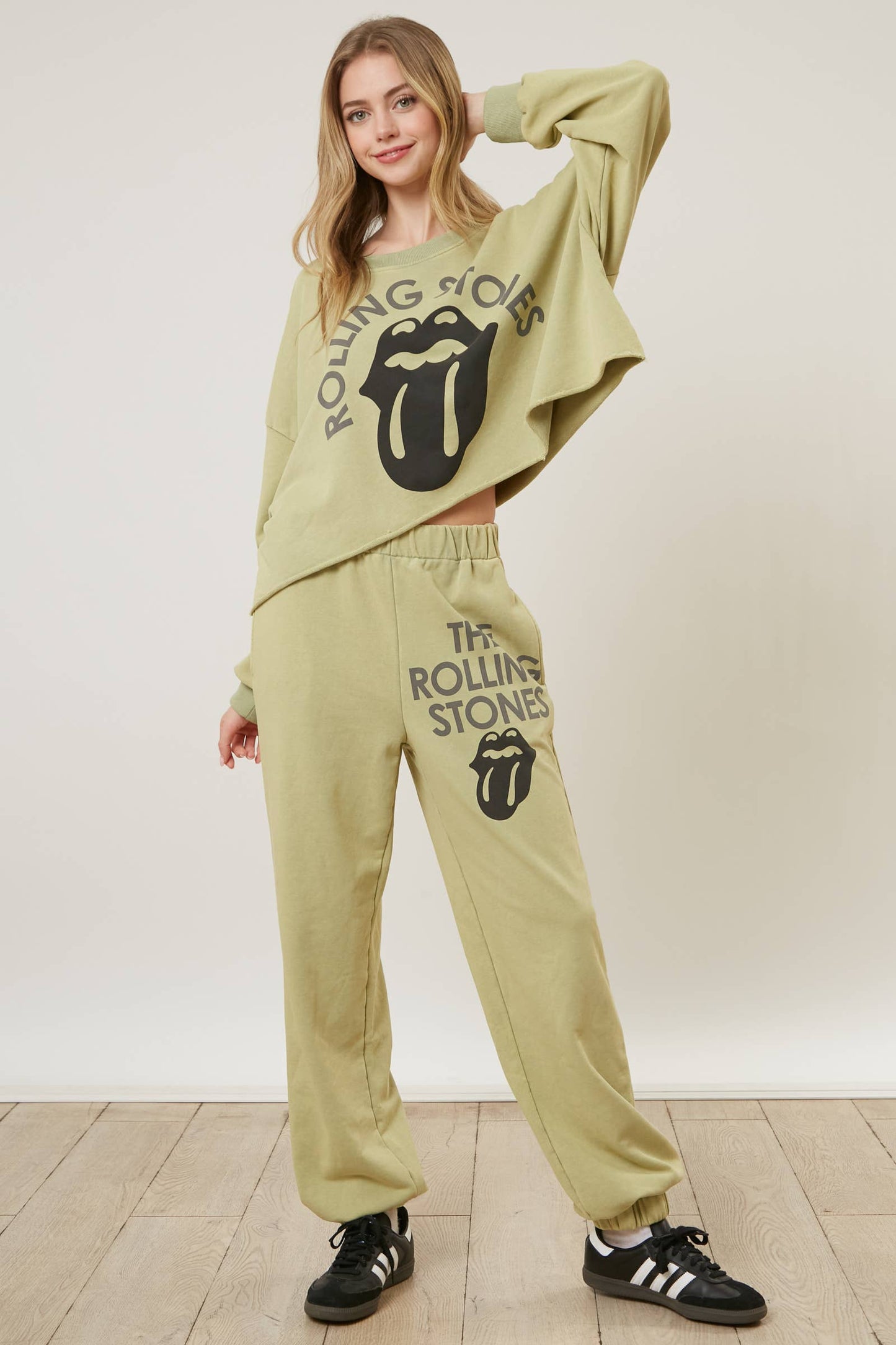 Rolling Stones Graphic Print Joggers: OLIVE / S