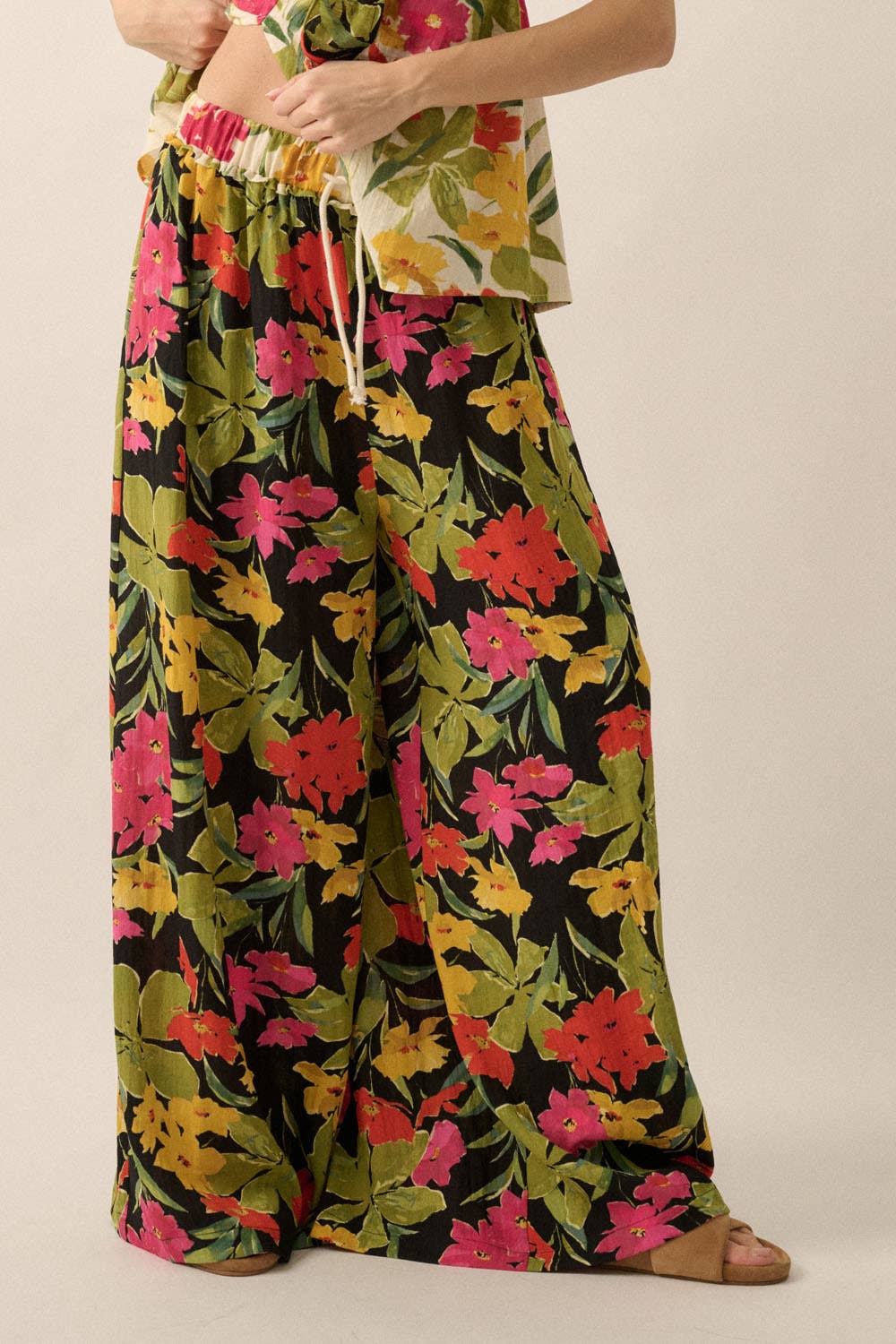 Floral-Print Wide-Leg Drawstring Pants