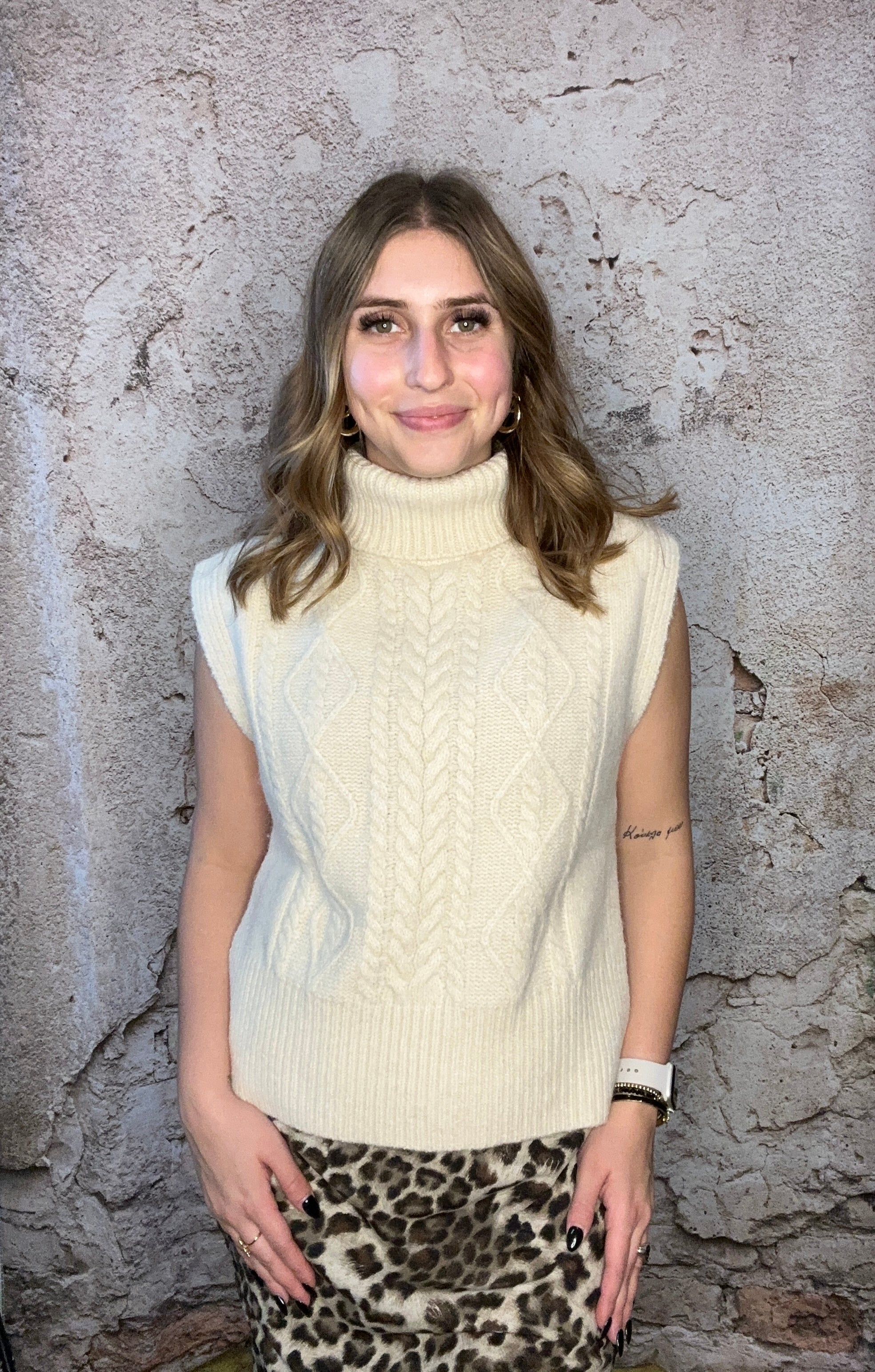 Winter White Sweater Vest Nikko Blu Boutique