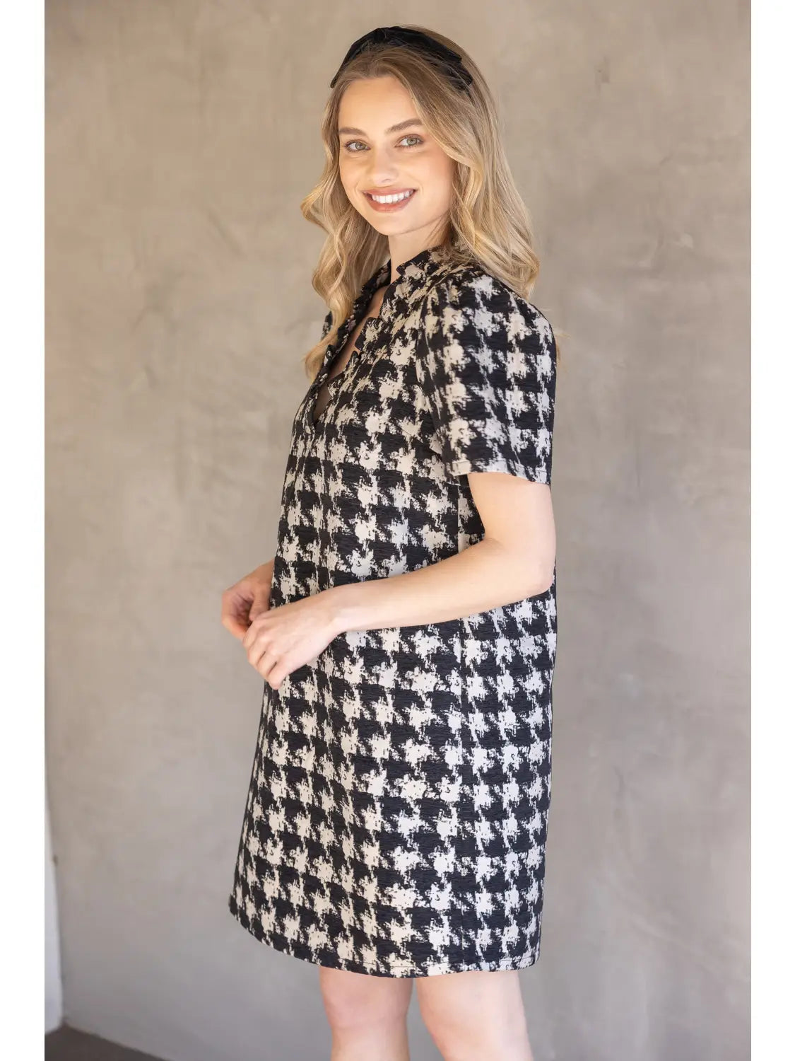 Ruffle  V Neck Houndstooth Dress