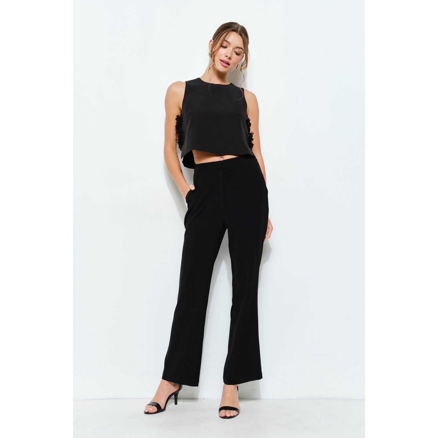 Floral Applique Sleeveless Top