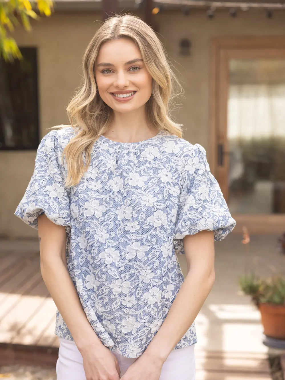 Bubble Short Sleeve Floral Textured Top