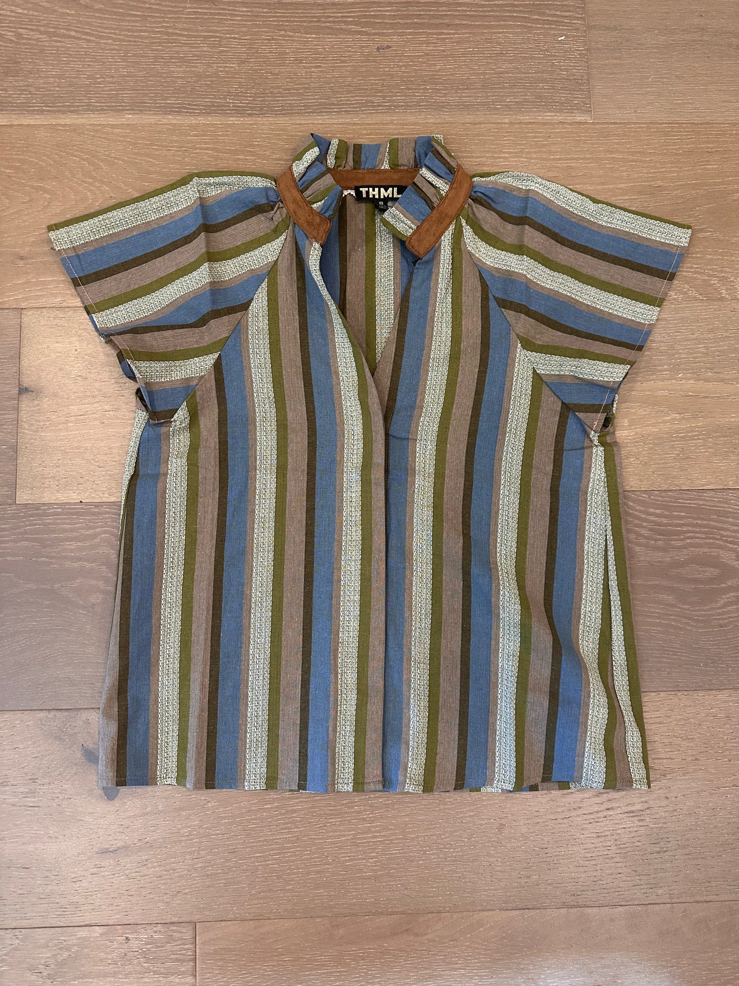 Short Sleeve Striped V-Neck Top