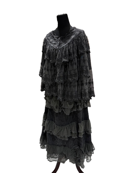 Paper Lace Tier Skirt Black