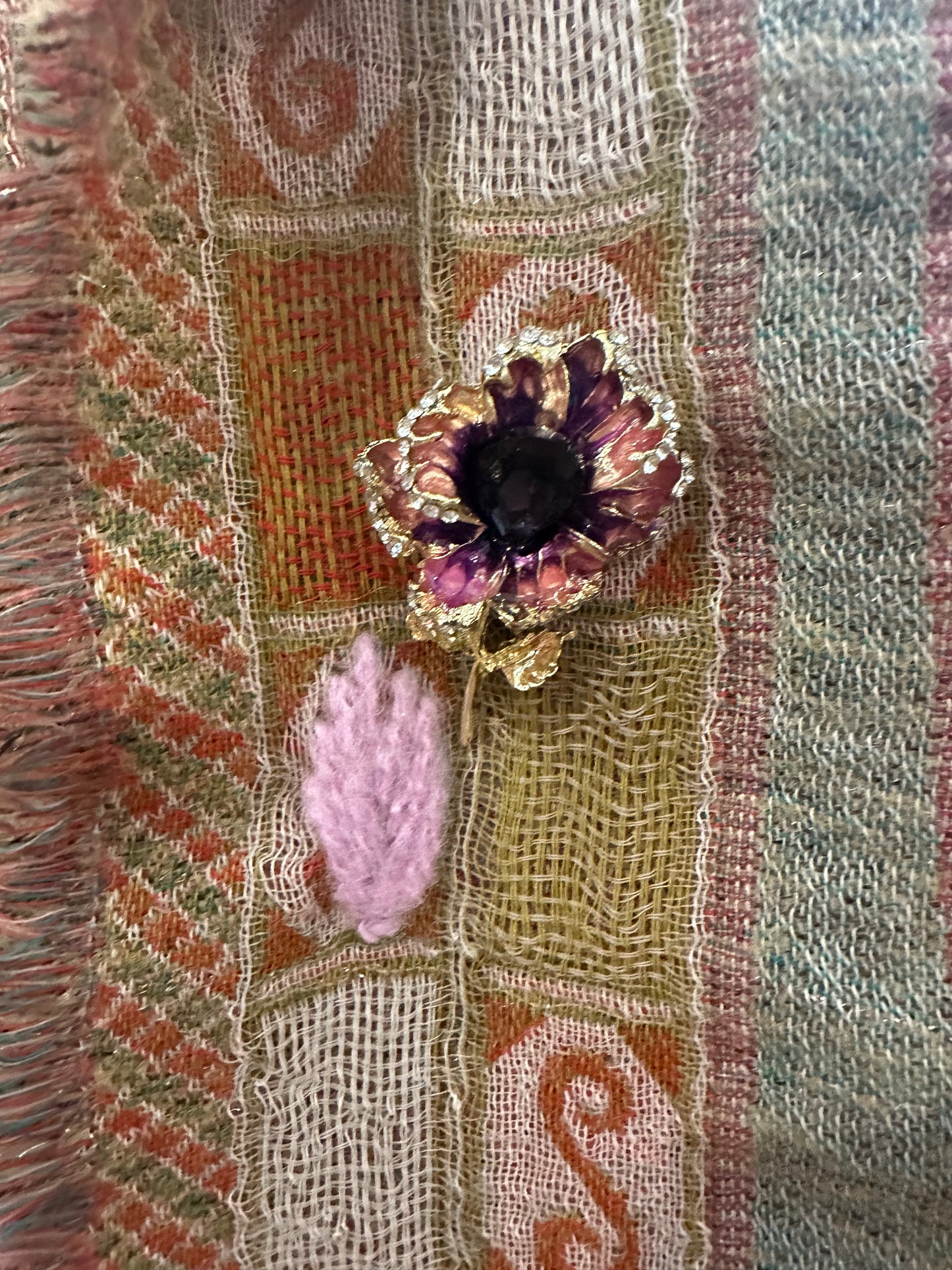 Aratta Festive Shawl