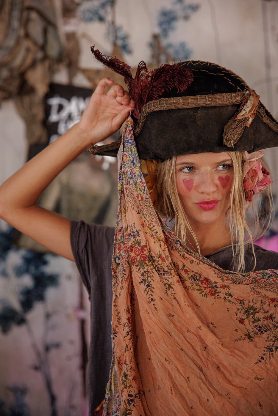 Magnolia Pearl SCARF 235  Agathe French Floral