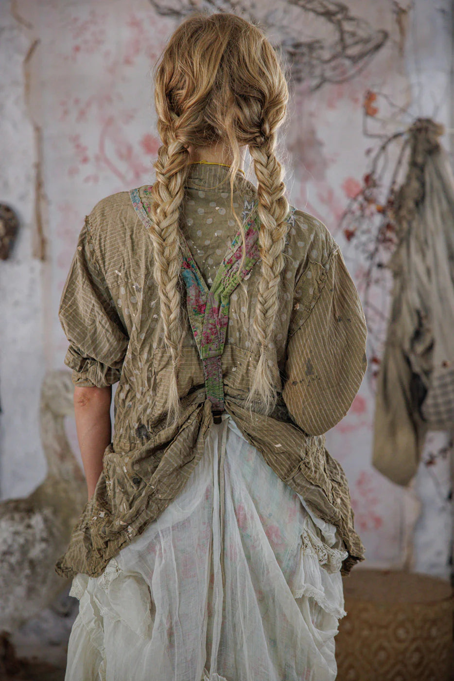 Magnolia Pearl 045 Piecewise Suspenders