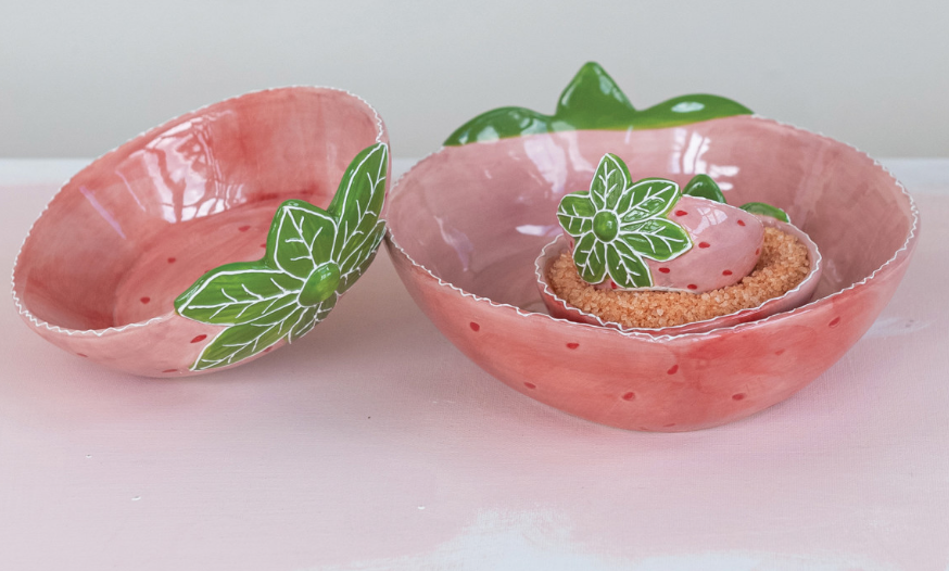 Strawberry Nesting Stoneware Bowls
