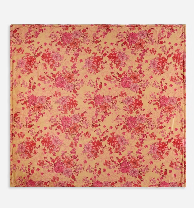 Laurel Canyon Cozy Blanket