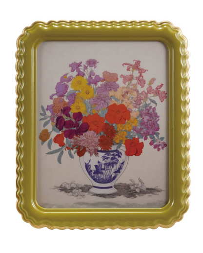 Colorful Scalloped Photo Frame
