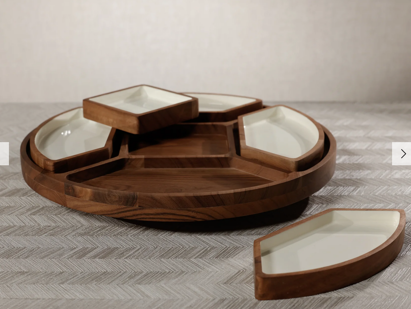 Lazy Susan With 5 Condiment Sections