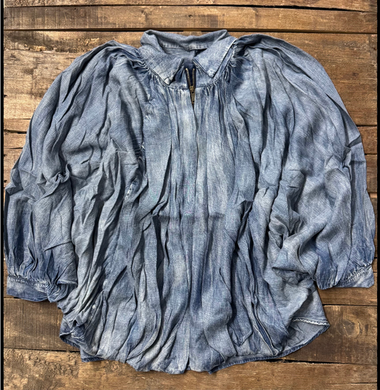 Wilow Sky Top | Chambray Zip-Up