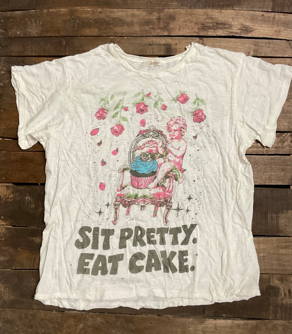 House of Jaded Gypsy Worn and Weathered Tee – Eat Cake
