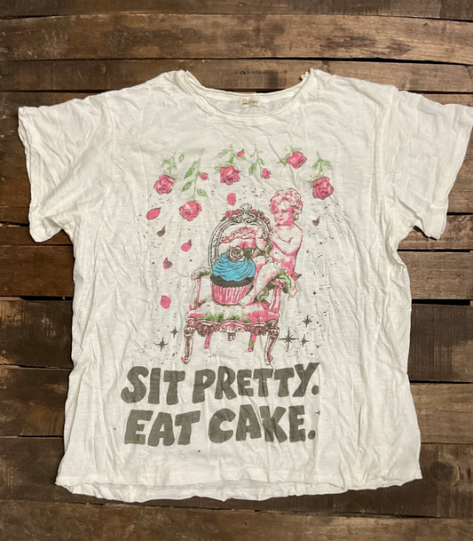 House of Jaded Gypsy Worn and Weathered Tee – Eat Cake