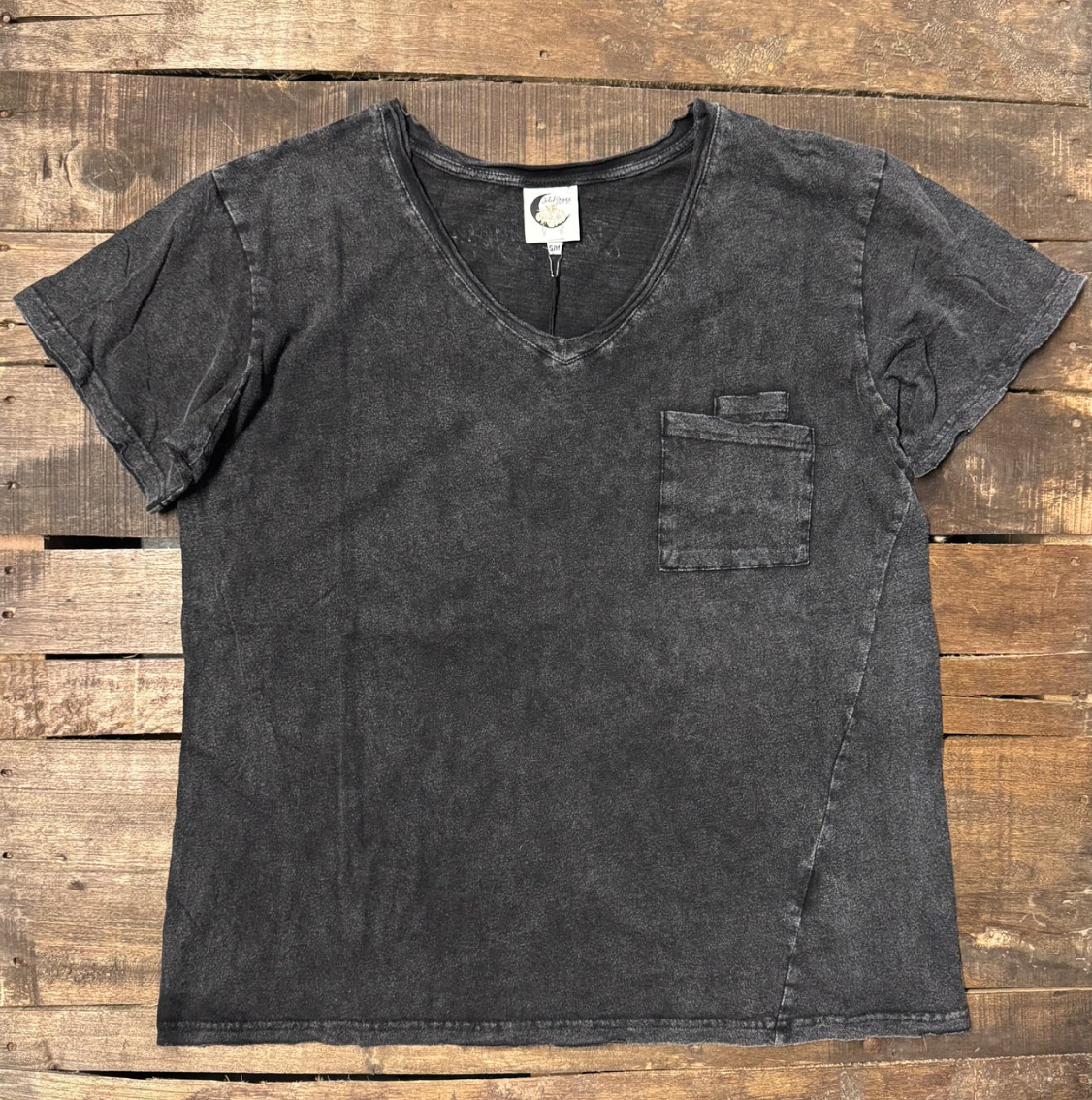 Jaded Gypsy Moon Dance V-Neck Tee - Midnight