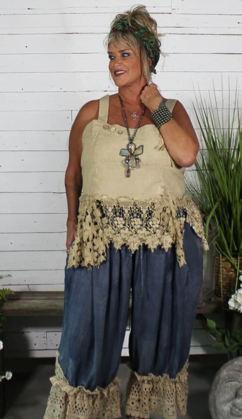 Jaded Gypsy Heirloom Heart Tank – Tea Stain