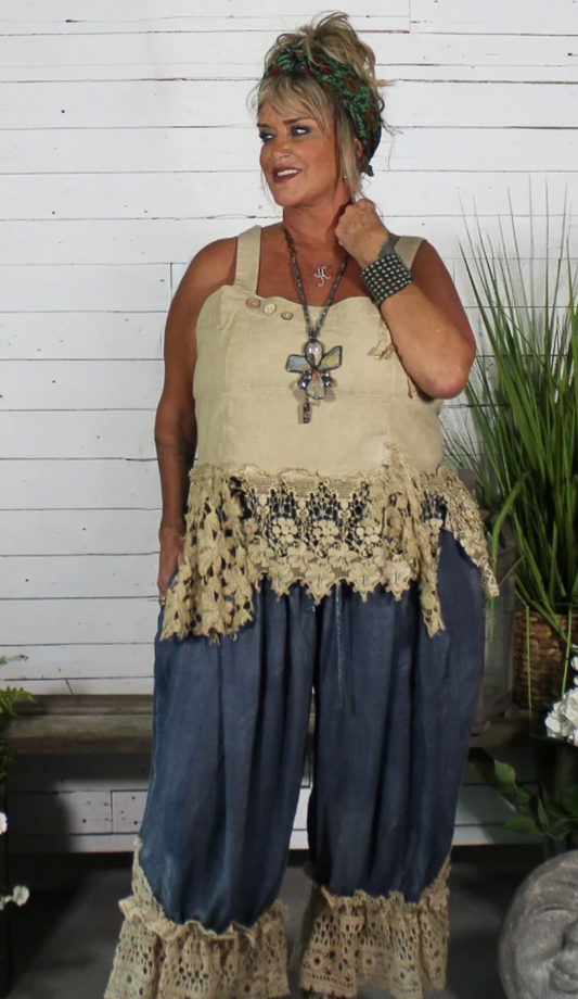 Jaded Gypsy Heirloom Heart Tank – Tea Stain