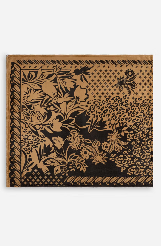 Laurel Canyon Cozy Blanket Lola Scarf