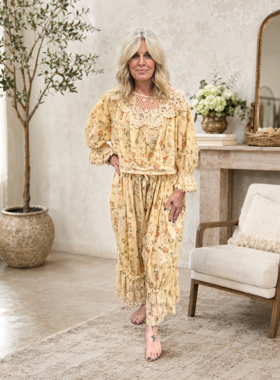 Jaded gypsy Forever Bloom Top