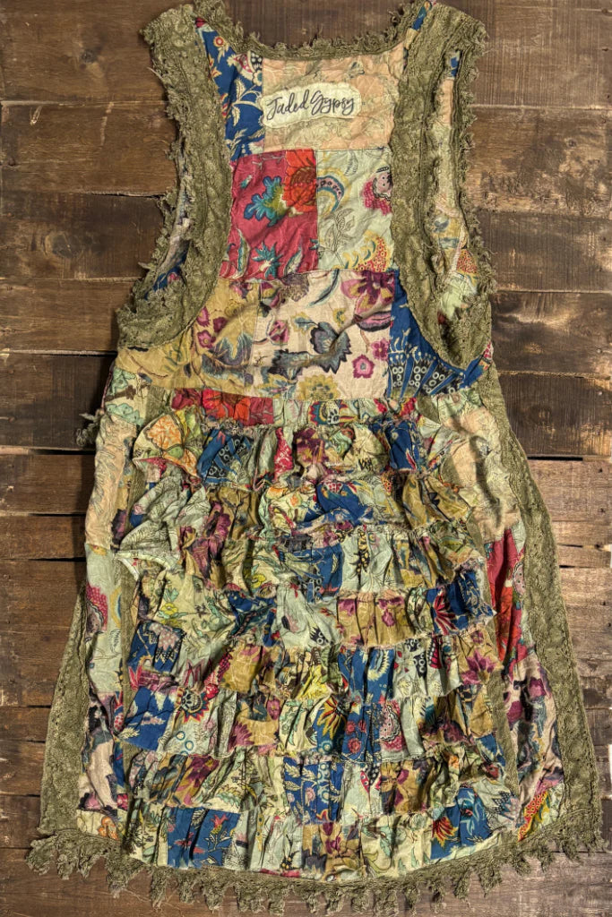 Ruffle up high lo top red/blue Floral