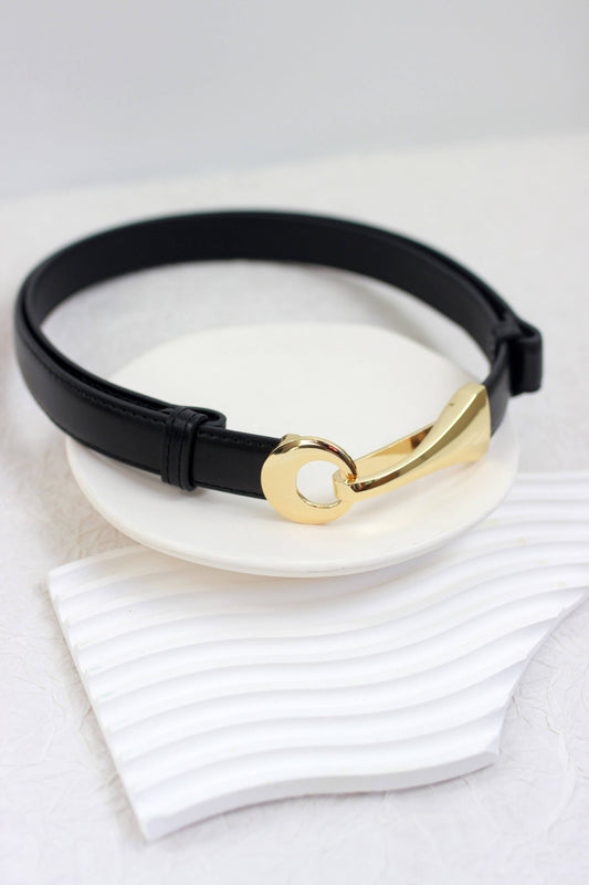 Classic Leather Belt/Gold Buckle: Black