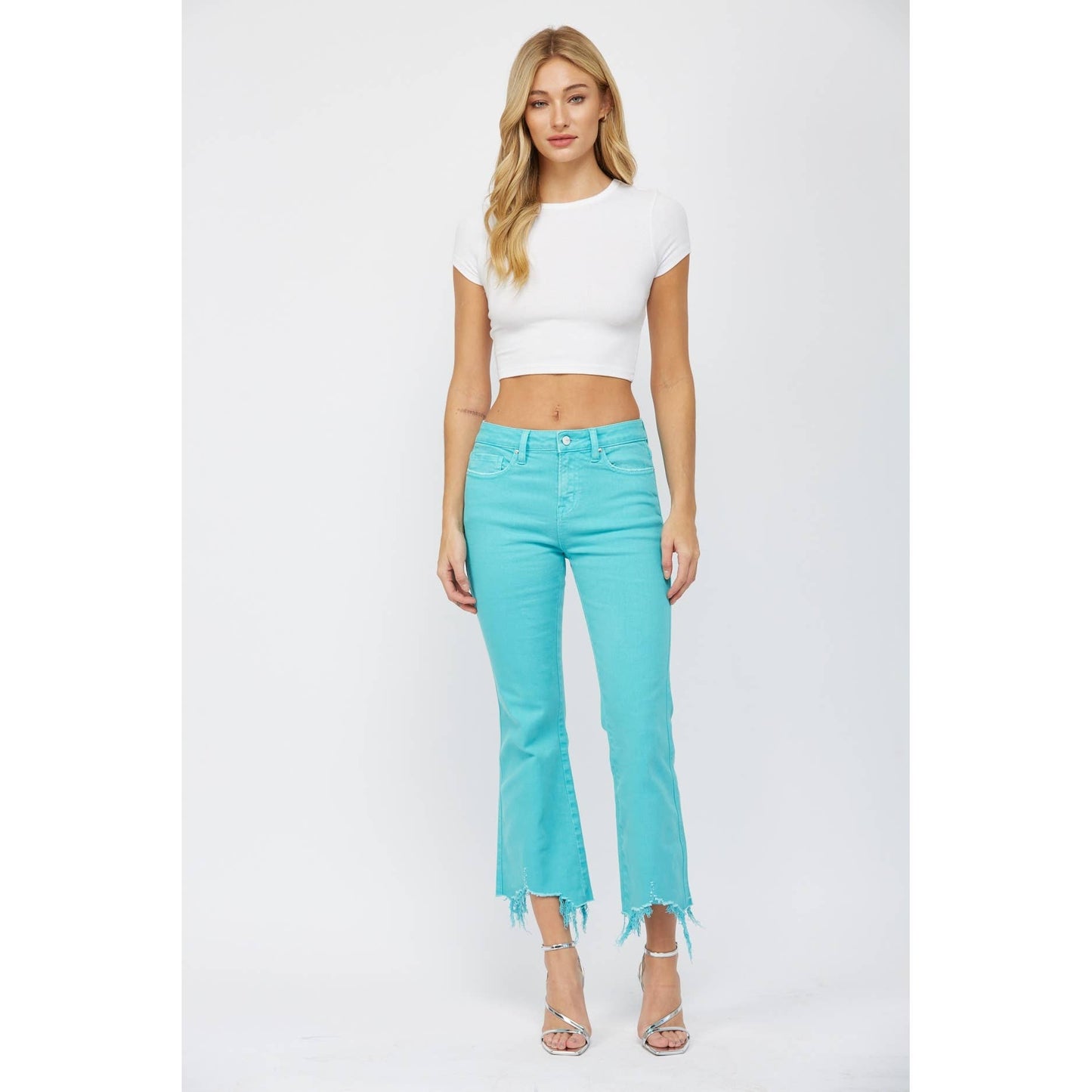 HIGH RISE CROP FLARE: LIGHT BLUE