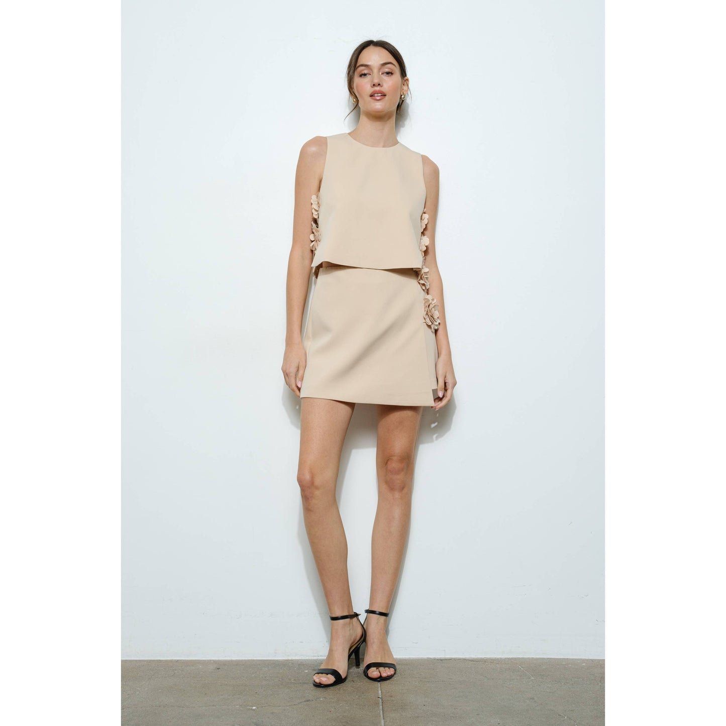 Floral Applique Sleeveless Top