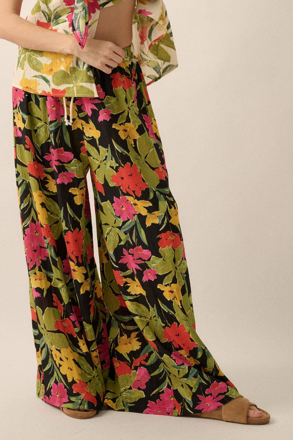 Floral-Print Wide-Leg Drawstring Pants