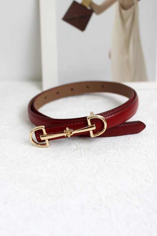 Slim Leather Belt with Equestrian Buckle: Burgundy